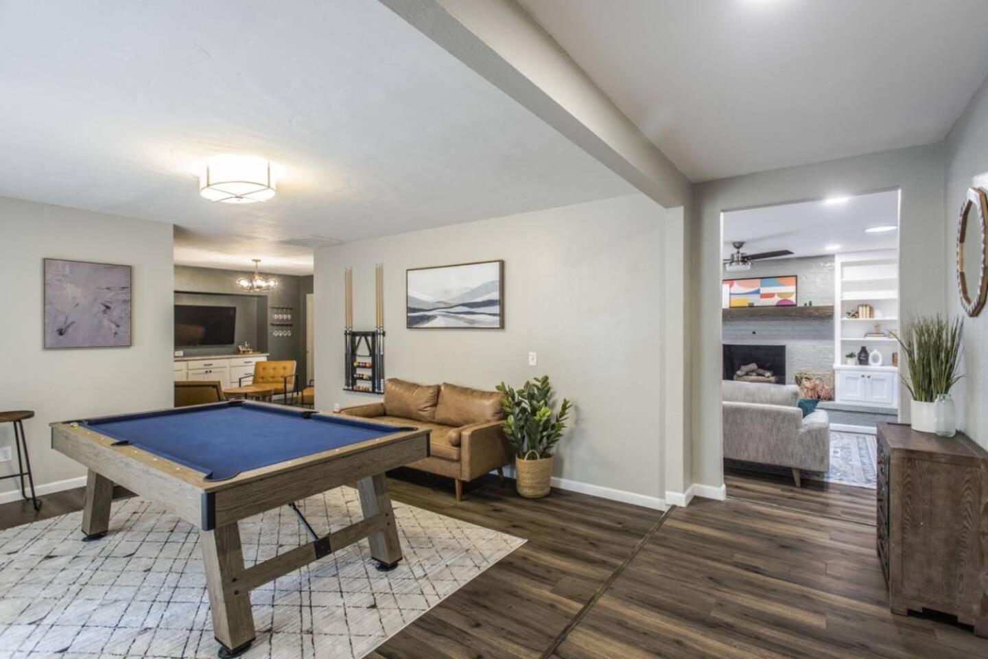 New Hummingbird Haven - Nw Okc, Billiards, Firepit Villa Oklahoma City Exterior photo